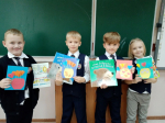 Литературно-игровая программа «Люди пожилые – сердцем молодые» 0